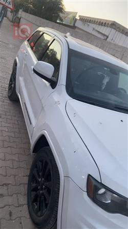 جيب جراند شيروكي